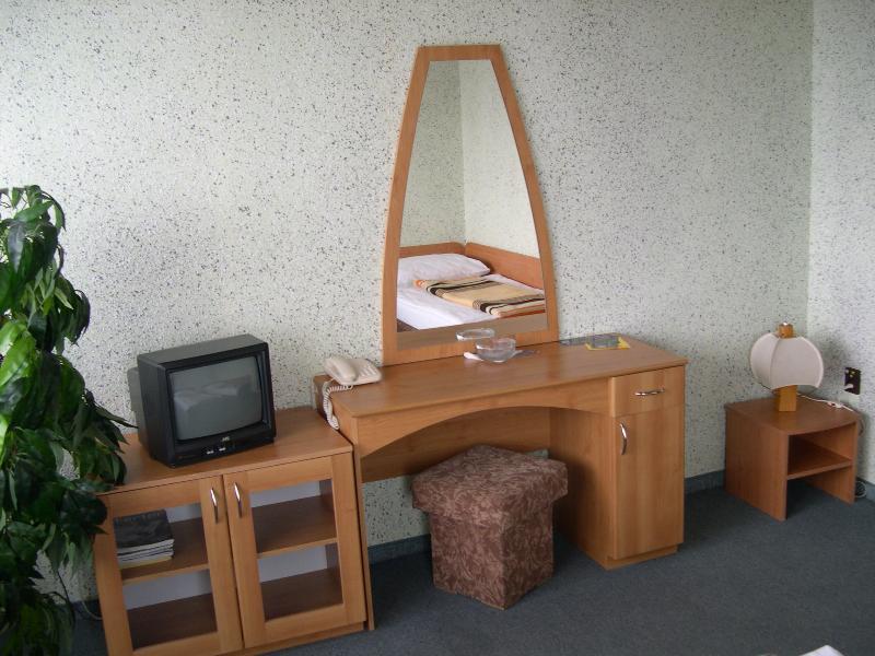 Garni Hotel Junior Bratislava Luaran gambar