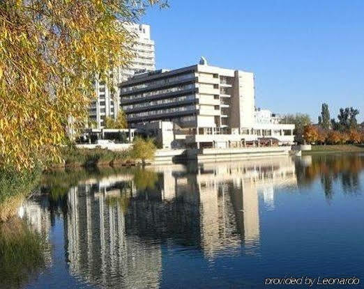 Garni Hotel Junior Bratislava Luaran gambar